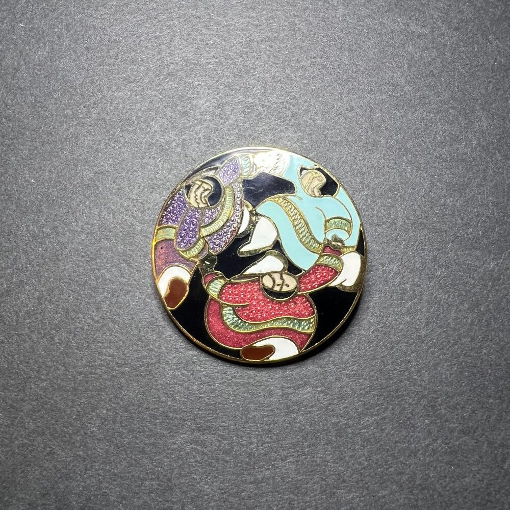 Vintage Artique Barbara Lavallee Round Enamel Eskimo Alaskan Brooch Lapel Pin
